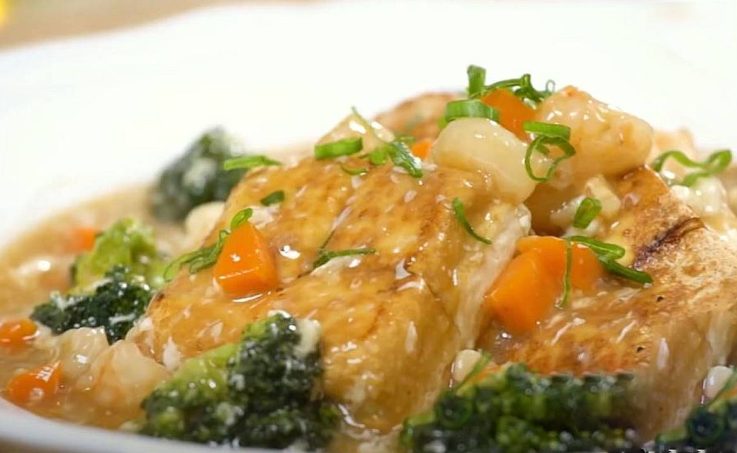 tofu in creamy egg sauce